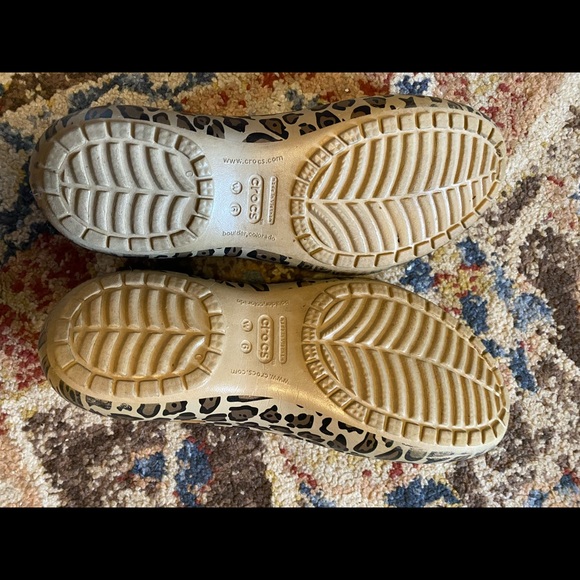 Leopard Flat Crocs - Picture 4 of 4